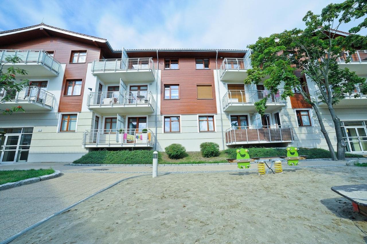 Grand Apartments - Neptun Park. Gdansk Bagian luar foto